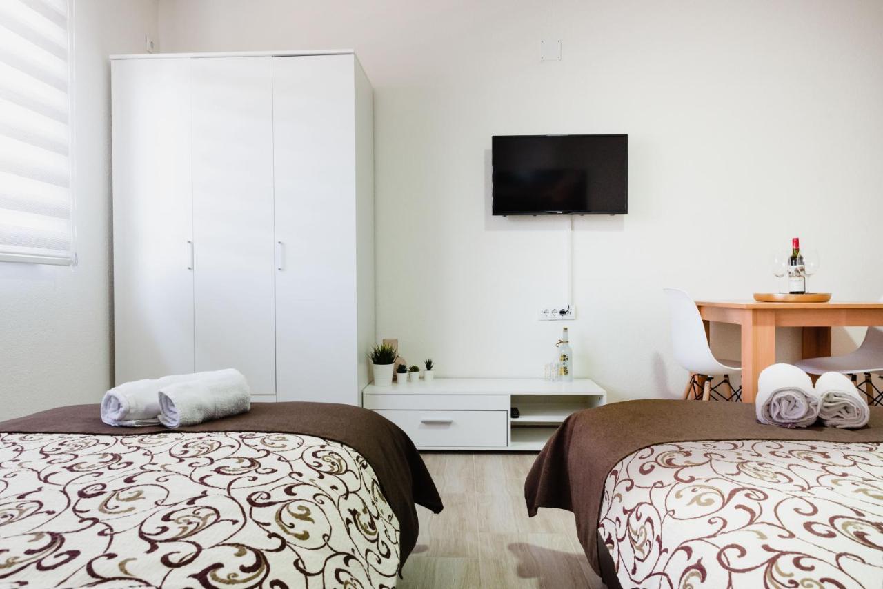 Apartmani Centar Lux New Zrenjanin Exterior photo